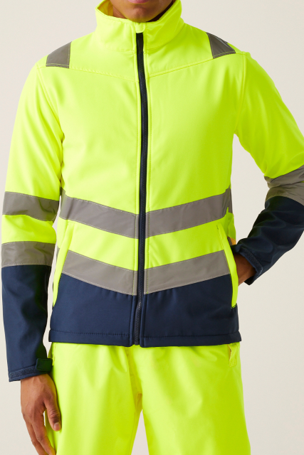 Regatta TRA722 — PRO HI-VIS SOFTSHELL JACKET